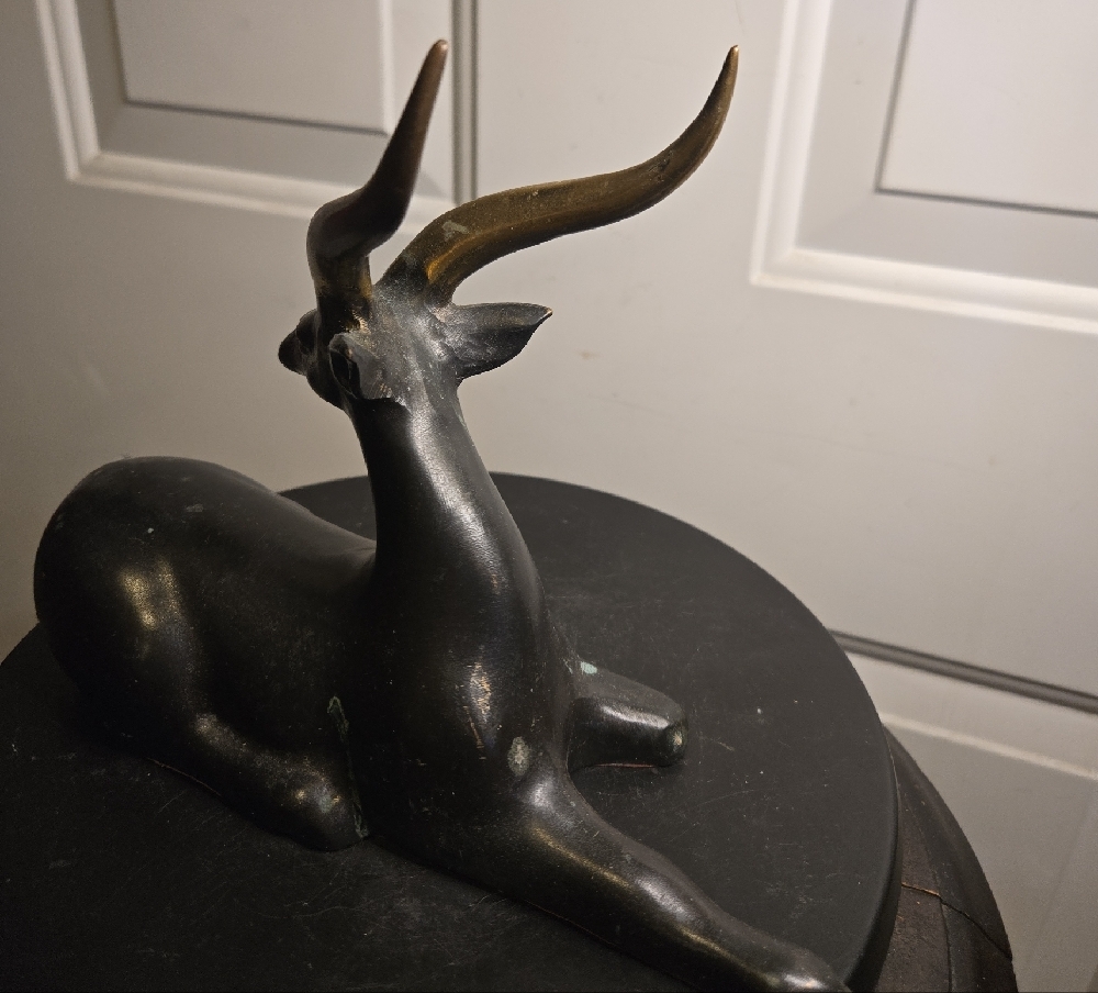 Loet Vanderveen Style Antelope Bronze, Black, and Brass Sculpture Figurine - Picture 5 of 10